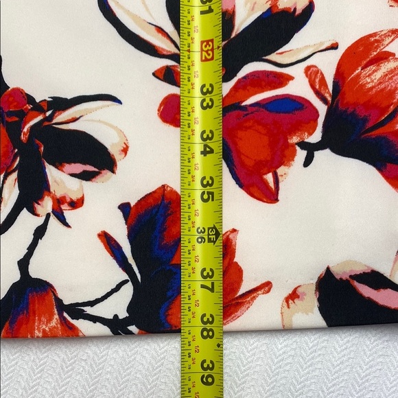 Ivanka Trump Dress Midi Sleeveless Ruched Gold Zipper Floral Red Black Size 12 - Picture 6 of 10